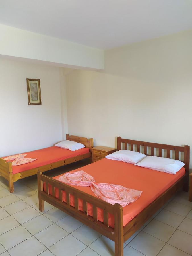 Corner House Appartement Leptokaryá Buitenkant foto